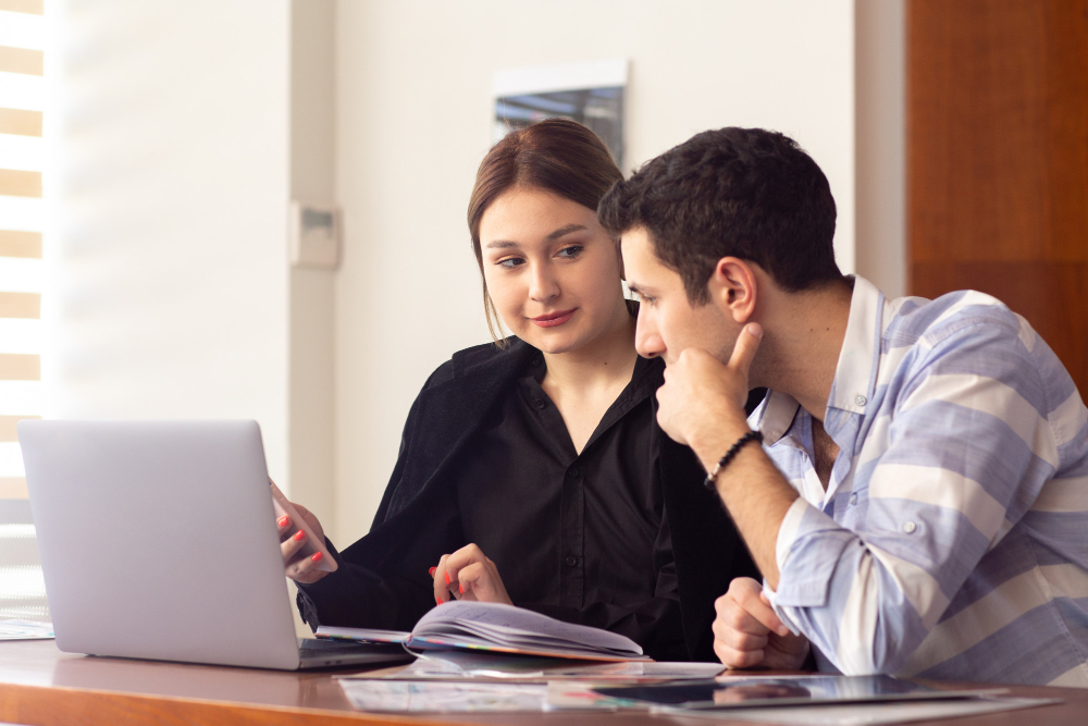 How to Find Education Consultants-Reinforcement Consultant